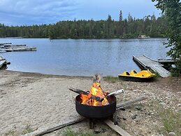 Lake Onaping Lodge