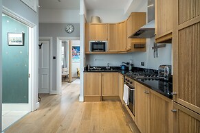 JOIVY Captivating 1-Bed Flat In Fulham