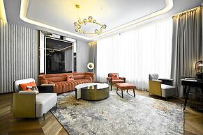 Seven Visions Resort and Places, the Dvin