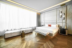 Seven Visions Resort and Places, the Dvin