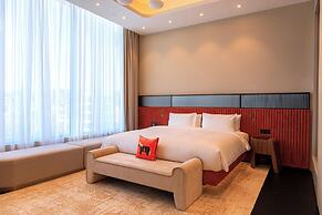 Seven Visions Resort and Places, the Dvin