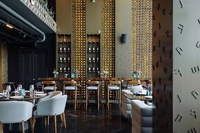 Seven Visions Resort and Places, the Dvin