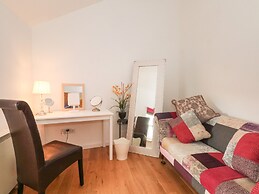 The Lodge at Cross Cottage