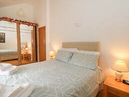 The Lodge at Cross Cottage