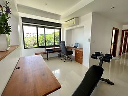 Andaman Hills by Lofty