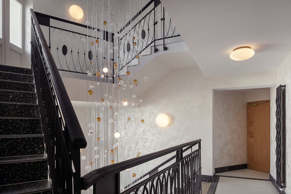 Allure Hotel & Residence Prague
