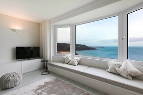 Golden Heights