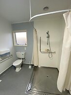 Airport Westney Lodge