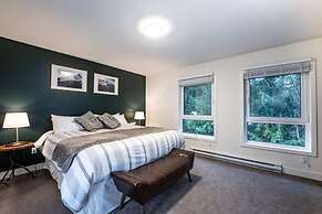 Alpine Escape by Revelstoke Vacations
