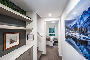 Alpine Escape by Revelstoke Vacations