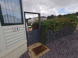 Lakes and Woodlands Overstone Holiday Park