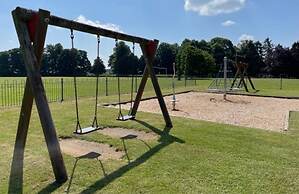 Lakes and Woodlands Overstone Holiday Park