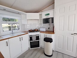 Lakes and Woodlands Overstone Holiday Park