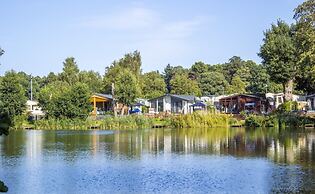 Lakes and Woodlands Overstone Holiday Park