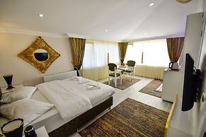 Loca Suit Otel