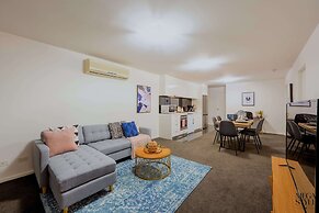 Mega Style Apartments Mainpoint