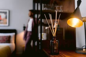 Utopian - Design Suites Porto