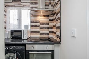 Remarkable 1-bed Studio in Dagenham