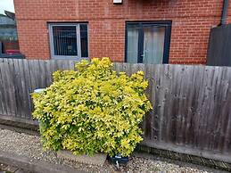 Remarkable 2-bed Apartment in Wolverhampton