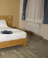 Victoria Mews Hotel