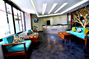 Victoria Mews Hotel