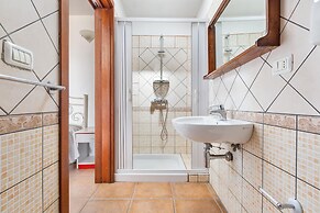 2986 Casa Apollo by Barbarhouse