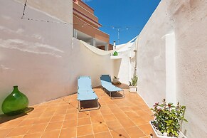 2380 Casa Crispi