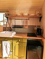 Stunning Shepherd's Hut Retreat, North Devon