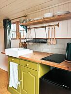 Stunning Shepherd's Hut Retreat, North Devon
