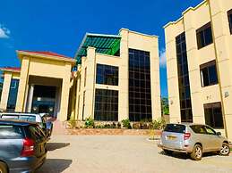 Golden Castle Hotel