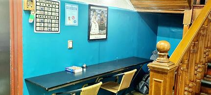 HoM Balderas - Hostel