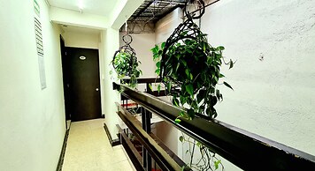 HoM Balderas - Hostel