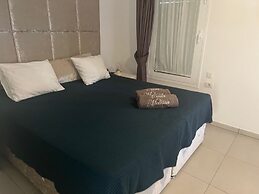 Luxury 4 bedroom villa with jacuzzi