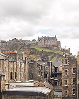 Amazing Castle View Apartment