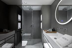 Essence Suites