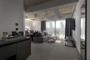 Essence Suites