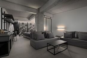 Essence Suites