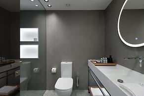 Essence Suites
