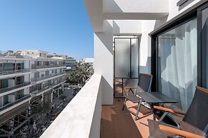 Essence Suites