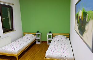 Alias Hostel