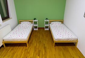 Alias Hostel