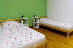 Alias Hostel
