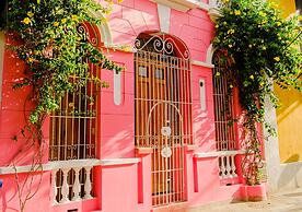 Casa Rosa Hotel