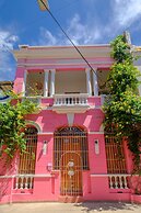 Casa Rosa Hotel