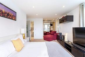 Stunning Brentford Penthouse