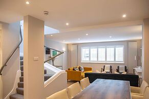 Stunning Rare Soho Gem