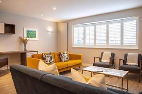 Stunning Rare Soho Gem