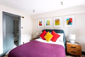 Classy Notting Hill Nest