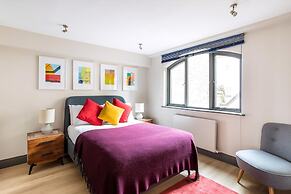 Classy Notting Hill Nest