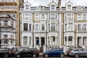 Charming Chelsea Flat
